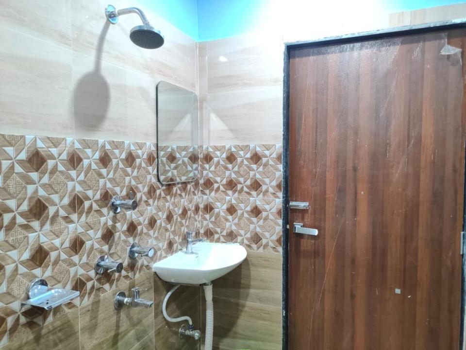 Hotel Vaishnavi Near Baba Dham Temple Deoghar Bagian luar foto
