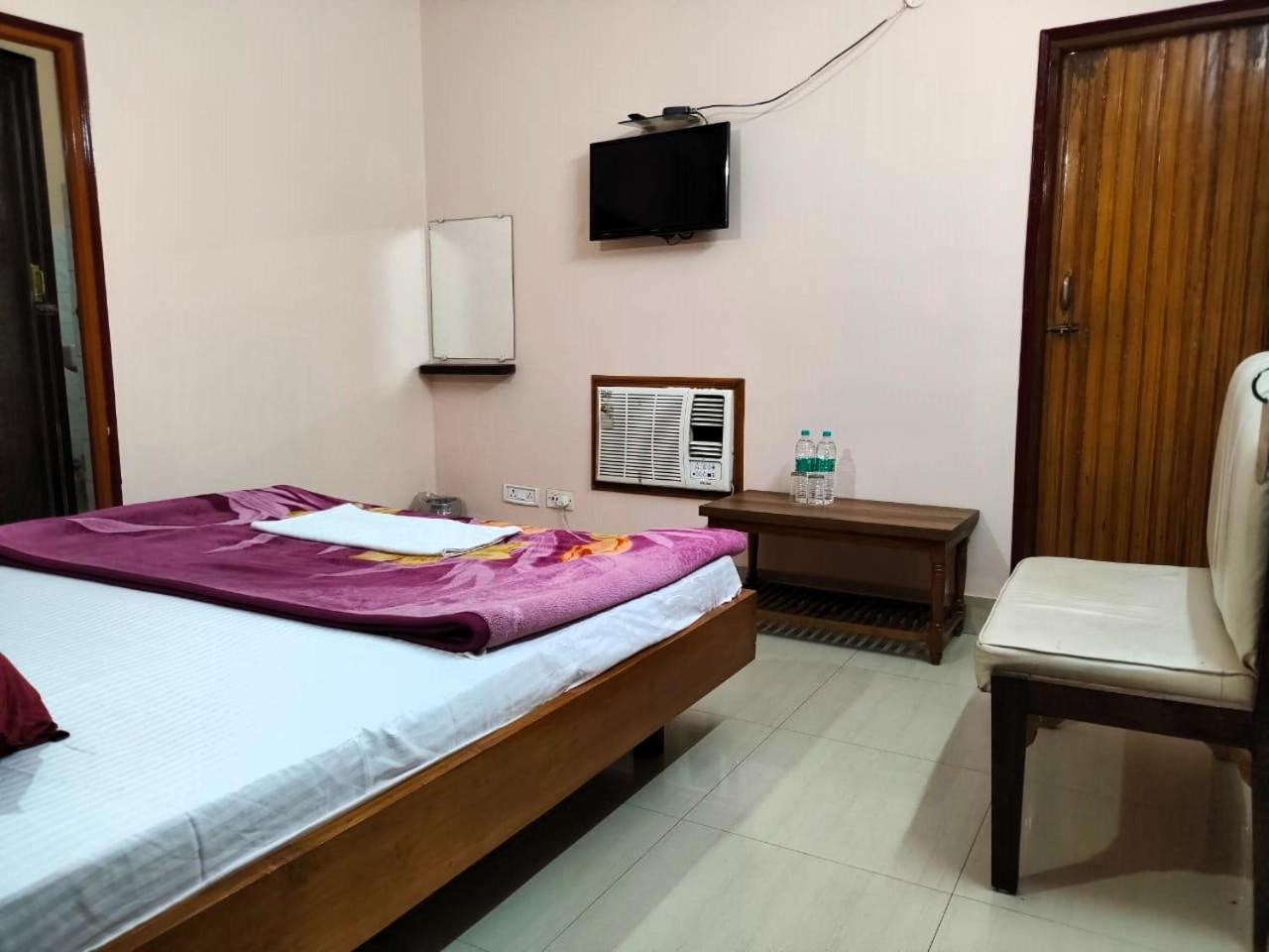 Hotel Vaishnavi Near Baba Dham Temple Deoghar Bagian luar foto